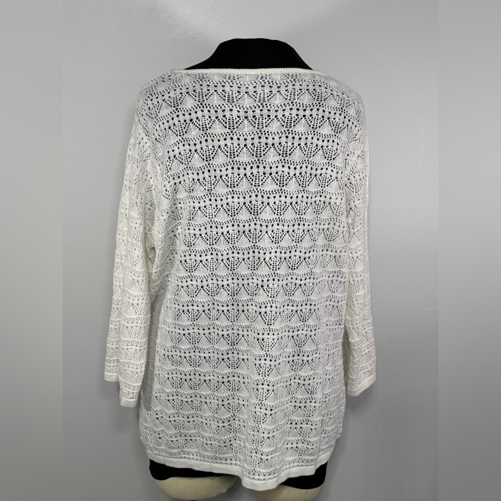 Torrid Open Stitch Pullover V-neck Cinched Front Sweater Color White Size 2 - Picture 2 of 5